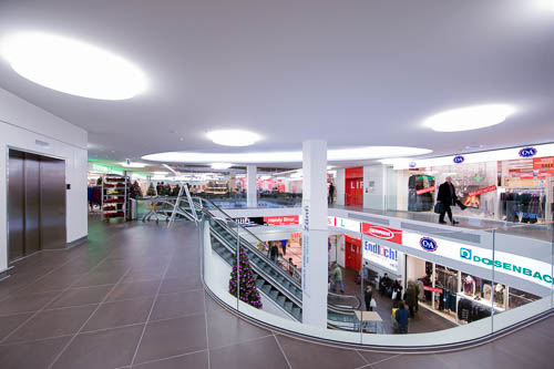 Bild einkaufszentrum im zänti volketswil